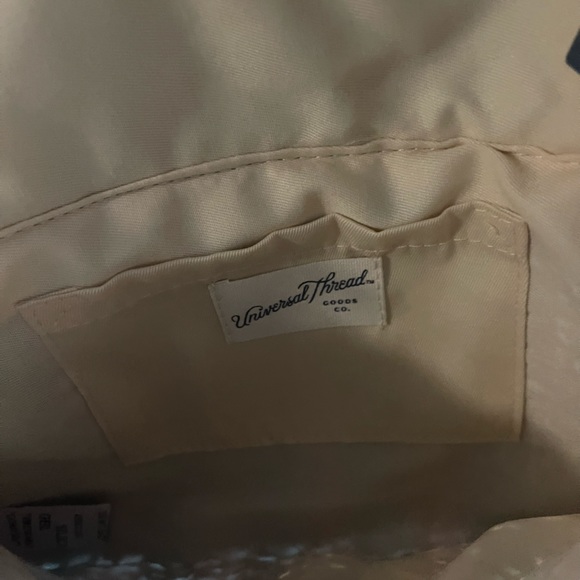 NWT Universal Thread Raffia Clutch bag - Picture 4 of 5